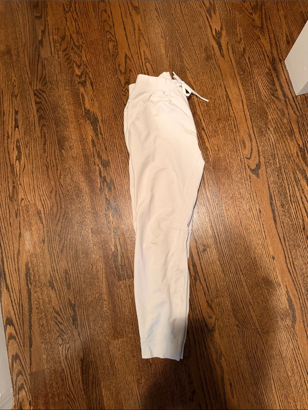 lululemon athletica Off-White Men’s Jogger Sweatpants